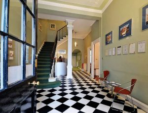 Escuela de inglés en Edimburgo | Basil Paterson Edinburgh 4