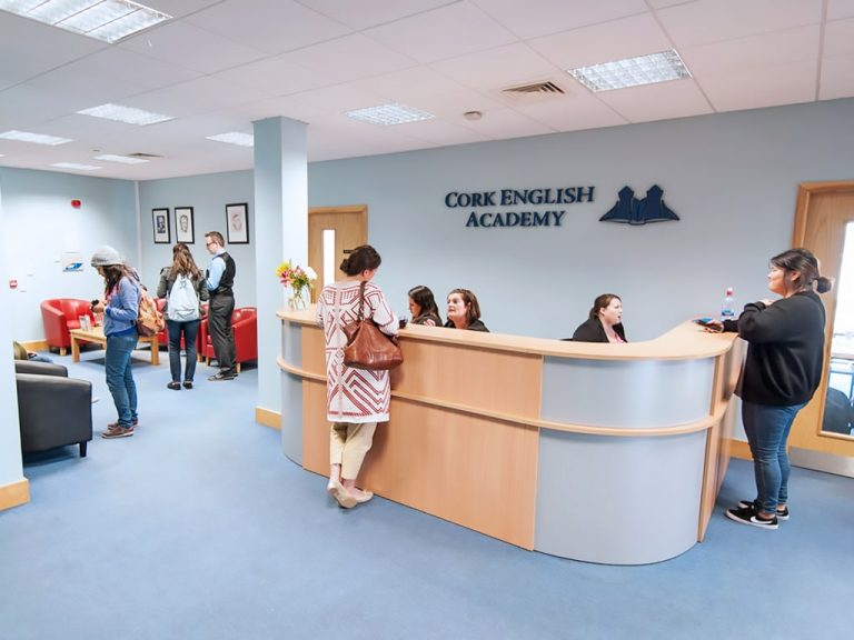 Escuela de inglés en Cork | Cork English Academy CEA 2