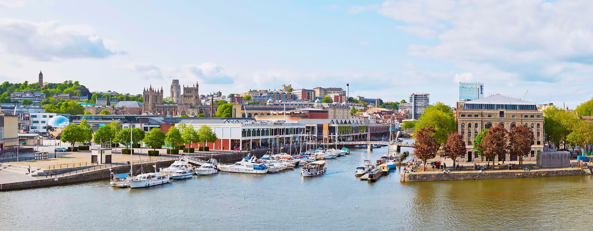 Escuela de inglés en Bristol | ELC The English Language Centre