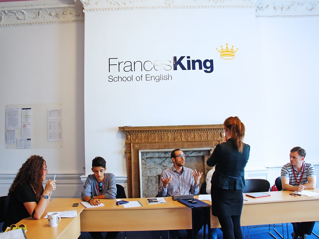Escuela de inglés en Dublín | Frances King School of English Dublin 4