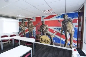 Escuela de inglés en Liverpool | NCG Liverpool New College Group 14