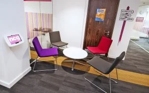 Escuela de inglés en Liverpool | NCG Liverpool New College Group 16