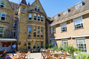 Escuela de inglés para profesionales en Oxford | The Oxford English Centre OEC 7