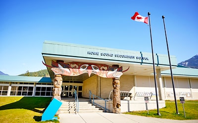 Colegio público Howe Sound Secondary School en Squamish, British Columbia