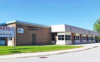 Colegio público Orangeville District Secondary School en Orangeville, Ontario