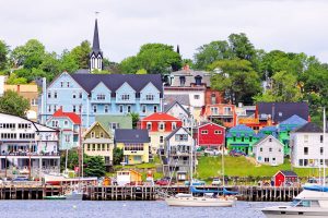 Estudiar un curso escolar en colegios públicos de Nova Scotia School District en Nova Scotia, Canadá