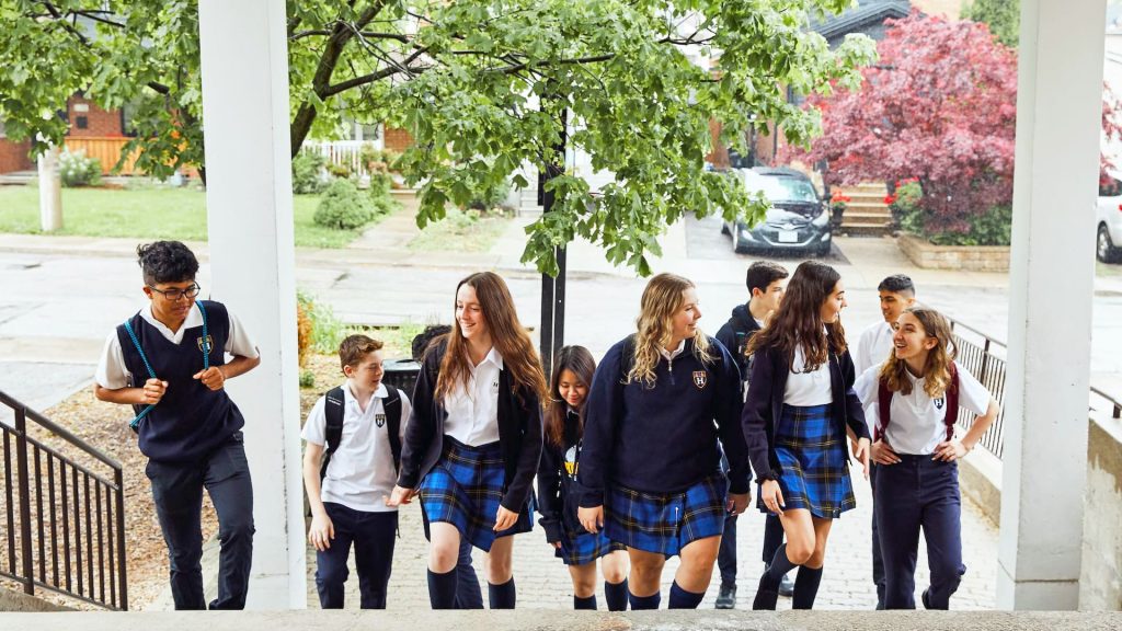 Opiniones del año escolar en Canadá