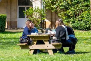 Estudiar ESO o Bachillerato en colegios franceses
