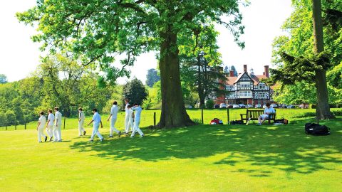 Año escolar en Inglaterra en el internado privado Bedstone College