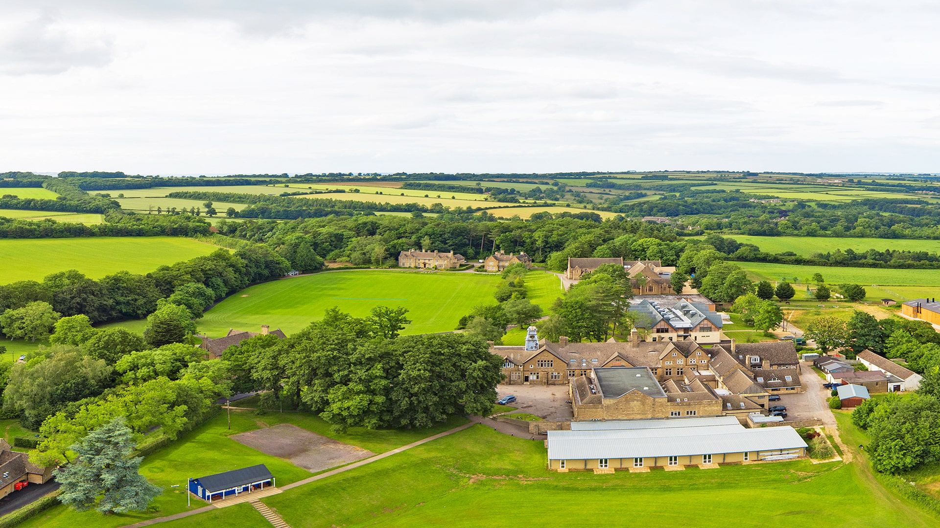 Internado año escolar en Inglaterra Kingham Hill School