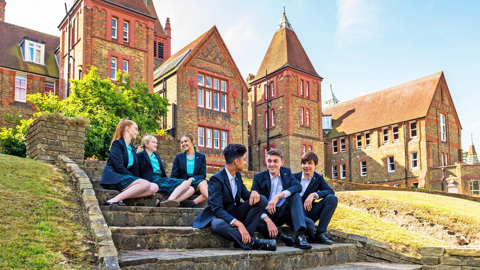 Año escolar en Inglaterra en St. Margaret Top School