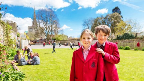 Año escolar en Inglaterra en el internado privado The Prebendal School