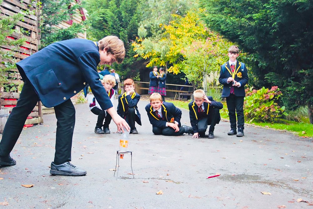 Supervisión del año escolar en el Internado Buckswood School