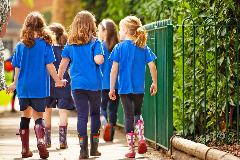 Supervisión del año escolar en el internado TASIS The American School in England