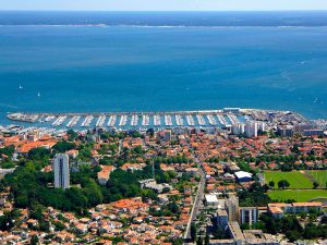 Campamento de verano de francés y surf en Arcachon, Francia 11