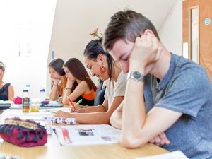 Curso de verano en Brighton para niños y adolescentes 16