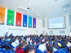 Campamento de verano en Cambridge para jóvenes 16