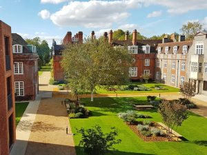 Curso de verano de inglés en Cambridge en residencia 1