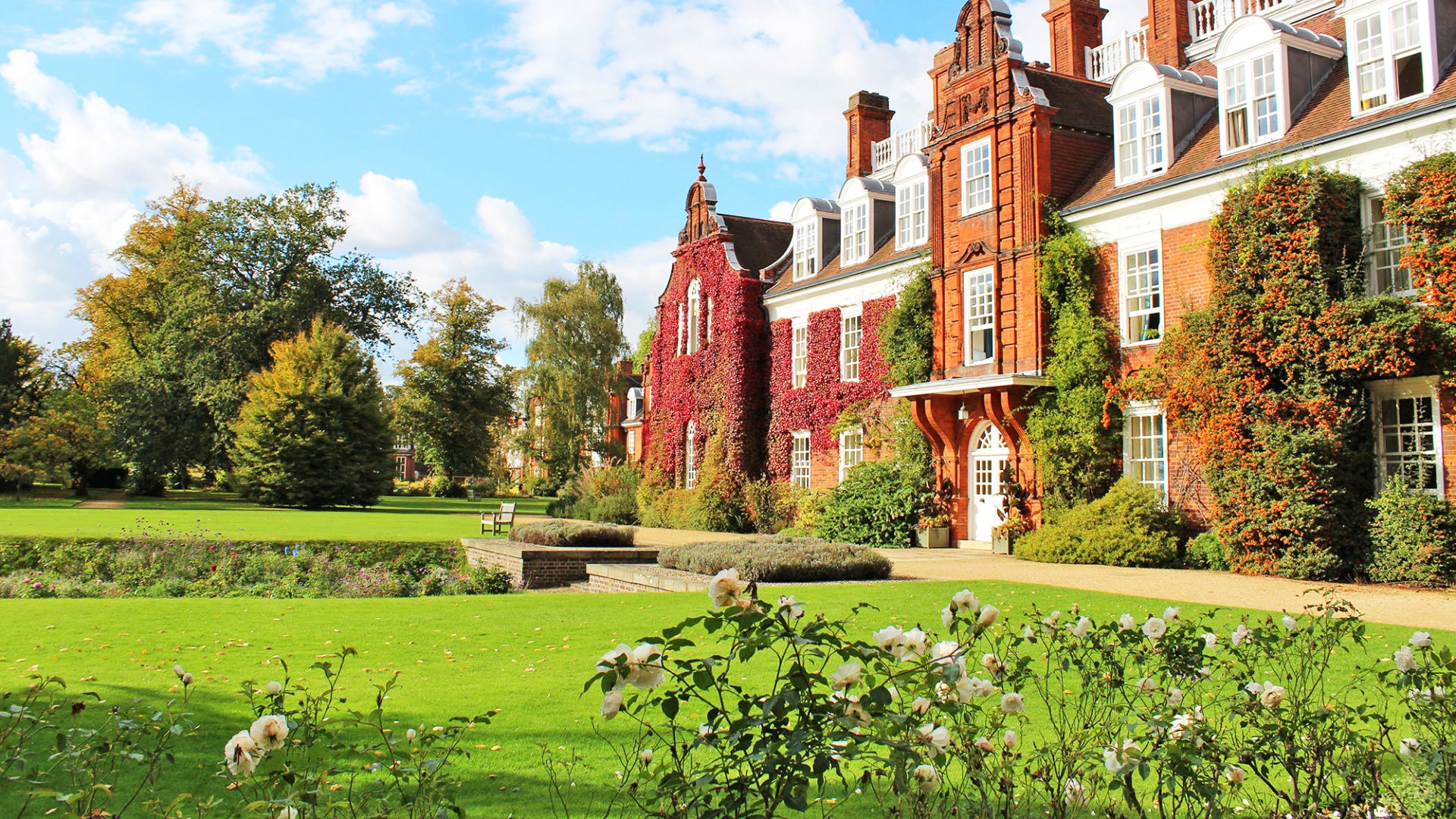 Campamento de verano con curso de inglés en Cambridge para niños y jóvenes