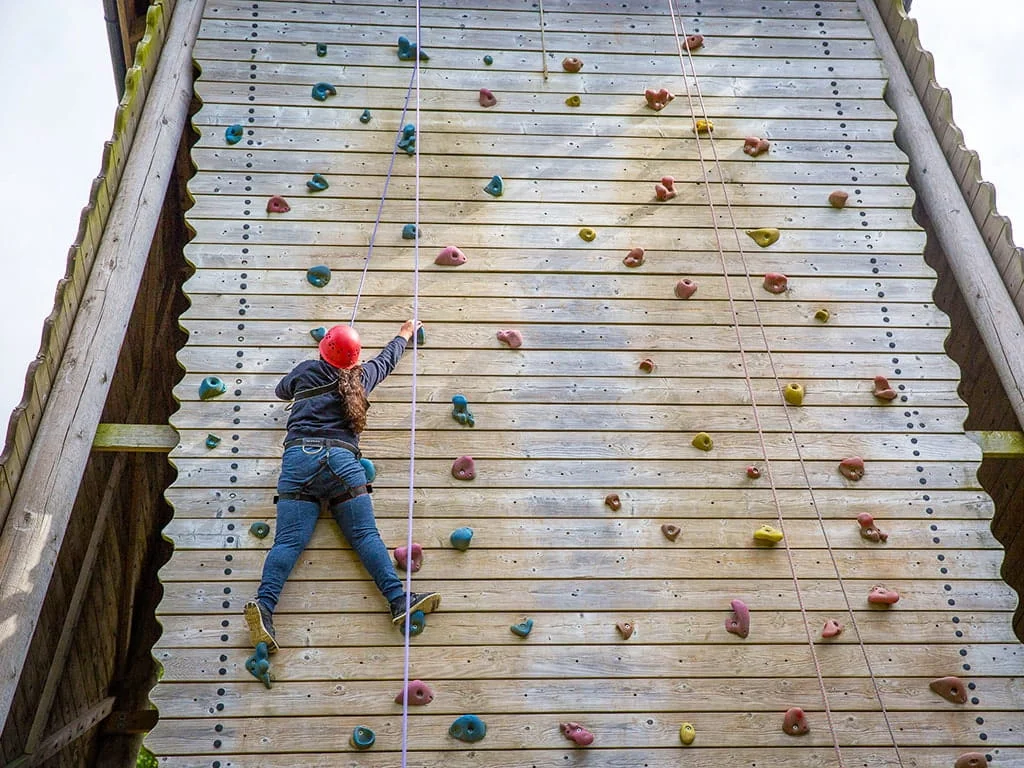 Campamento multiaventura en Inglaterra para niños y adolescentes 12