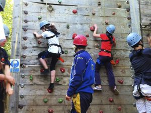 Campamento multiaventura de inglés para niños y jóvenes en Inglaterra 3