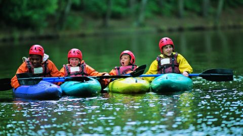 Campamentos de verano con niños irlandeses para niños y jóvenes en Irlanda en familia