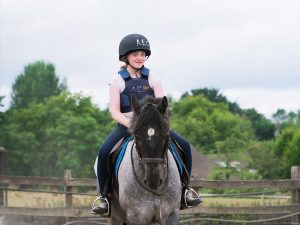 Campamentos con niños irlandeses para niños y jóvenes en Irlanda en familia 13