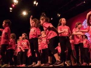 Campamentos con niños irlandeses para niños y jóvenes en Irlanda en familia 17
