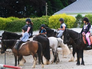 Campamentos con niños irlandeses para niños y jóvenes en Irlanda en familia 7