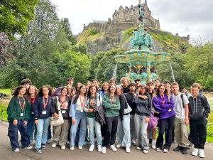 Campamento de verano en Edimburgo para niños y adolescentes 11