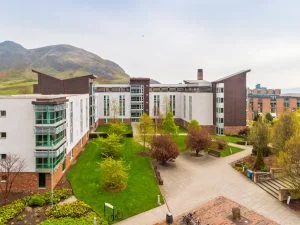 Campamento de verano en Edimburgo para niños y adolescentes 2