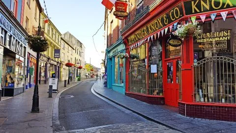 Curso de verano en Ennis, Irlanda, de inglés para jóvenes 2026