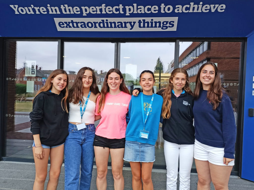 Campamento de verano en Hull para niños y adolescentes 20