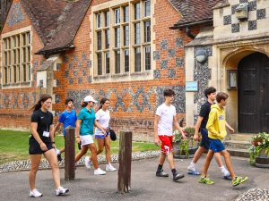 Campamento de verano de inglés y baile en Inglaterra de Nike 2