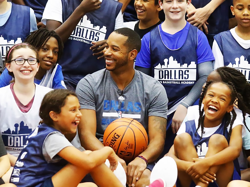 Campamento de inglés y baloncesto Dallas Mavericks 6
