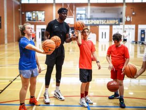 Campamento de verano de inglés y baloncesto en Inglaterra de Nike 4