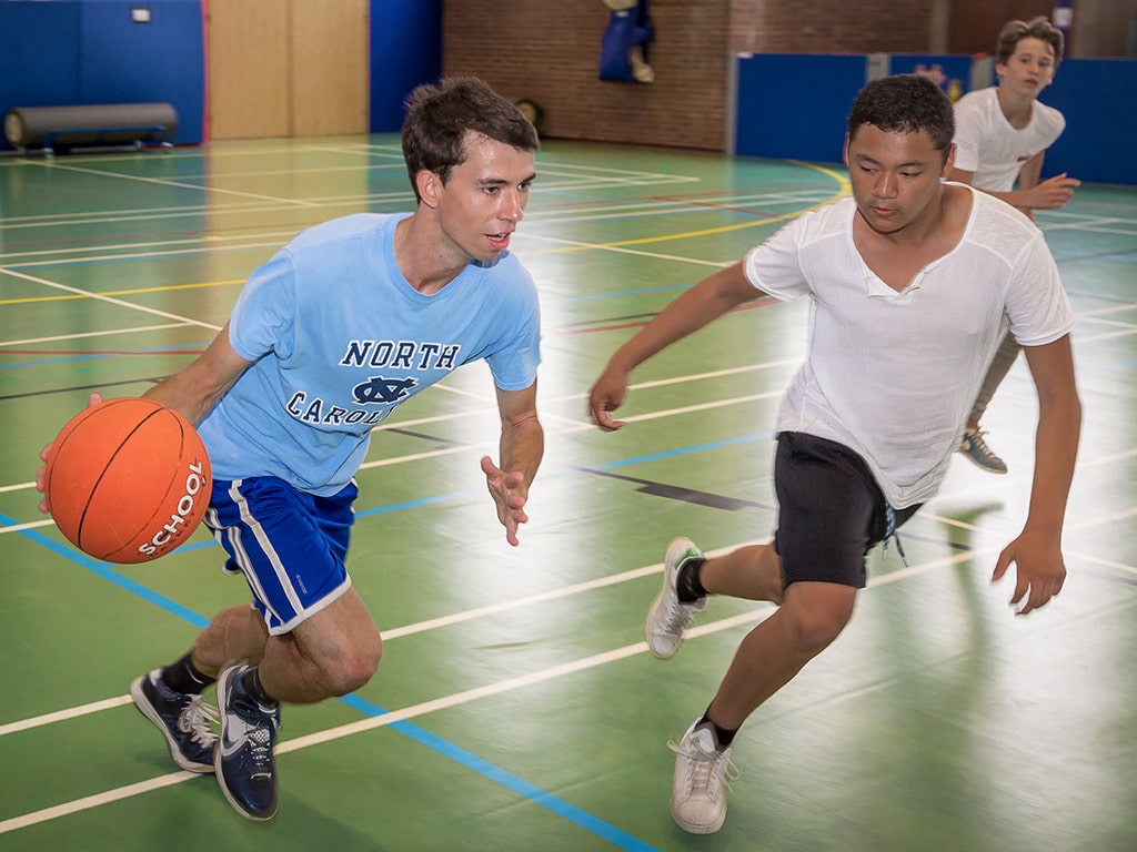 Campamento de inglés y baloncesto en Nueva York 8