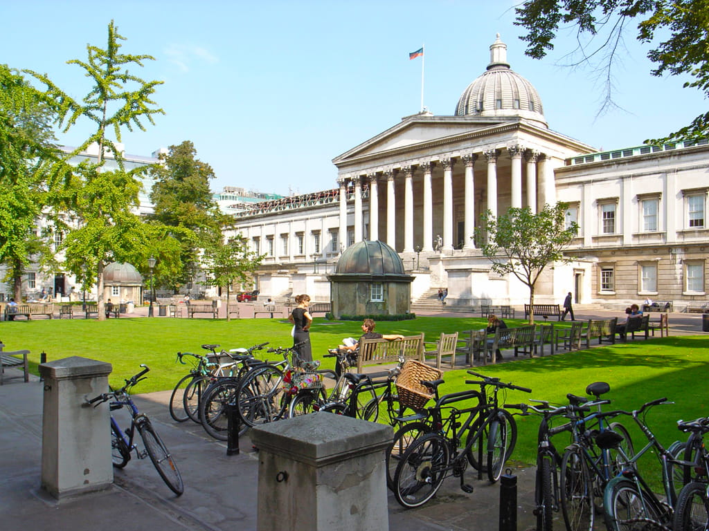 Campamento de verano de inglés y cómic en Londres, Inglaterra 13