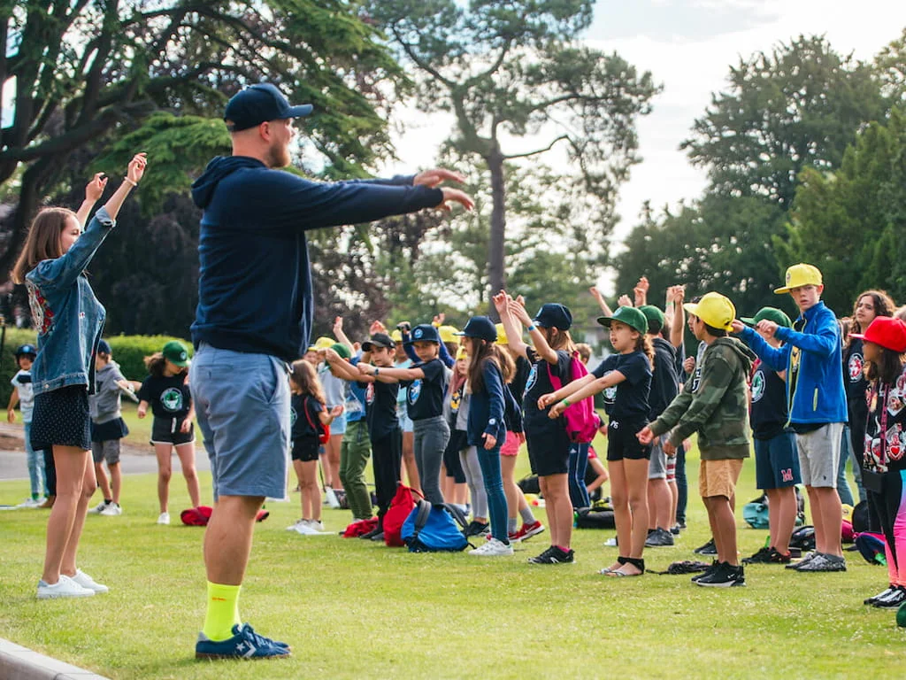 Campamento de verano de inglés y cómic en Londres, Inglaterra 3