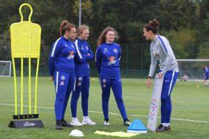 Campamento de verano de inglés y fútbol Chelsea FC 19