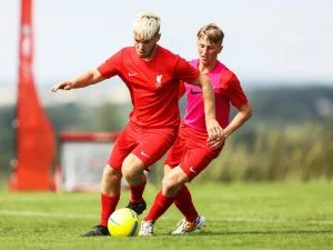 Campamento de fútbol del Liverpool FC 13