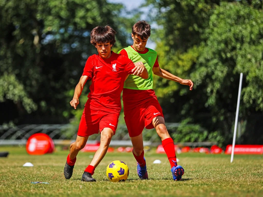 Campamento de fútbol del Liverpool FC 20