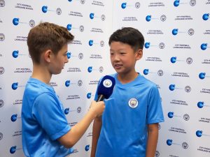 Campamento de verano de inglés y fútbol del Manchester City FC 19