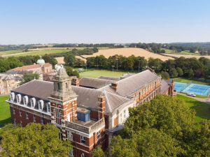 Campamento de verano en Inglaterra de inglés y fútbol del PSG FC 2