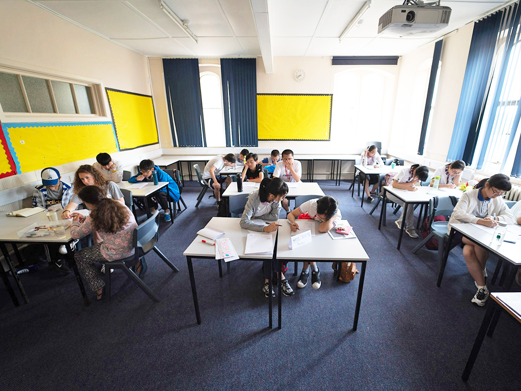 Curso de verano de inglés y videojuegos Nintendo LABO en Inglaterra 7
