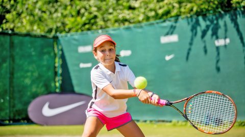 Campamento de verano de inglés y tenis de Nike en Inglaterra