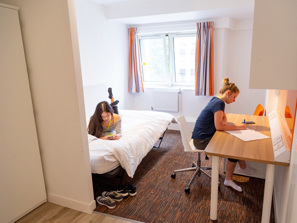 Campamento de verano en Londres para niños y adolescentes 16