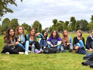 Curso intensivo de verano en Newbury para jóvenes 1