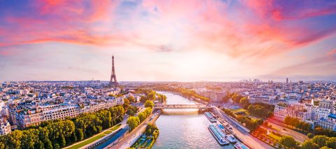 Curso de francés para jóvenes en París con alojamiento en familia 2025