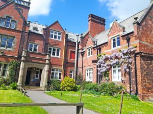 Curso de verano residencial en Preston, Inglaterra 10